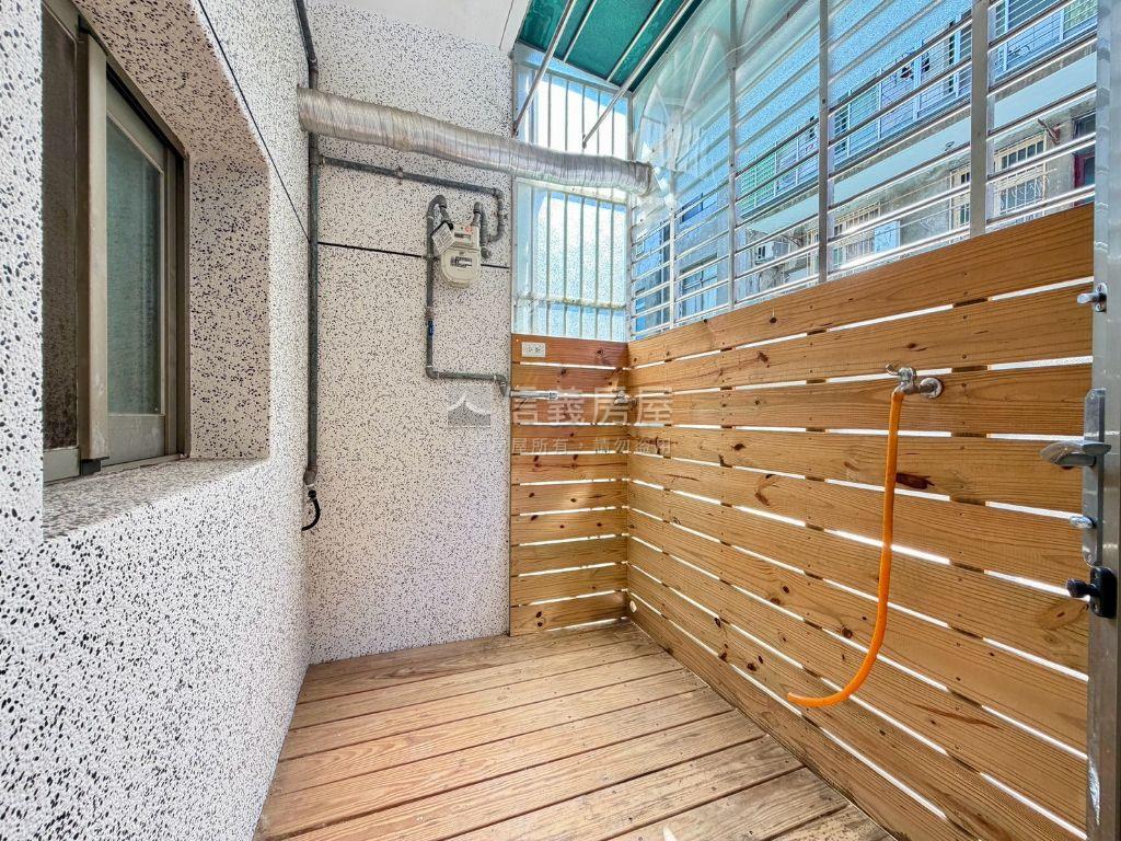 ✿七張中正路裝潢美２樓✿房屋室內格局與周邊環境
