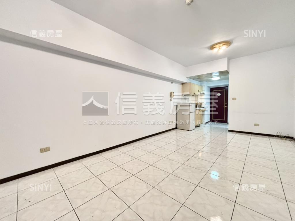 冠德稀有套房房屋室內格局與周邊環境