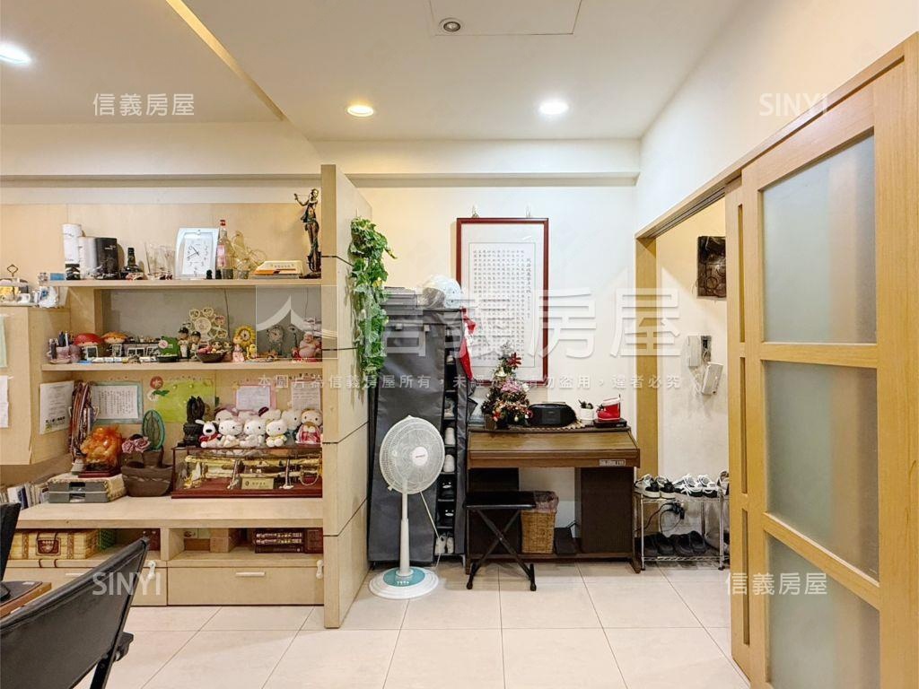 水築館屋況美四房房屋室內格局與周邊環境