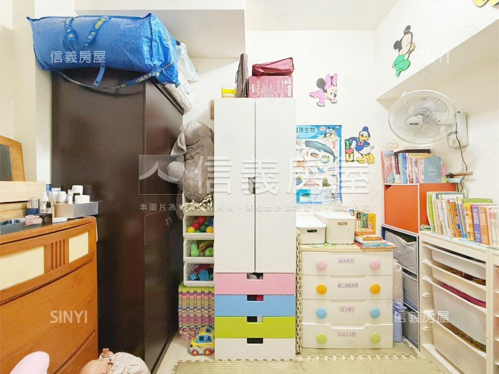 水築館屋況美四房房屋室內格局與周邊環境