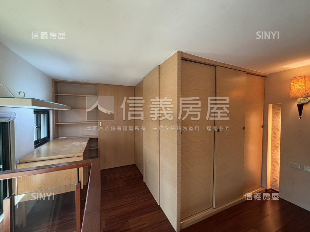 景觀邊間ＥＡＴ雙面採光房屋室內格局與周邊環境