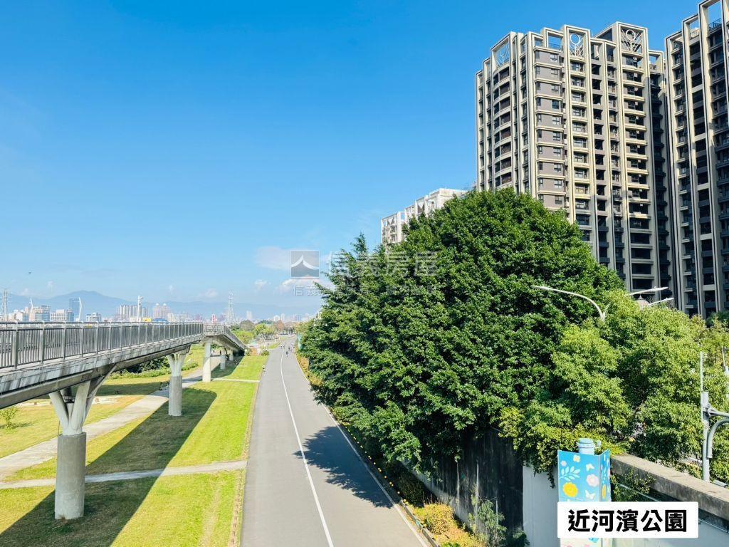 新月天地學校河景三房車位房屋室內格局與周邊環境