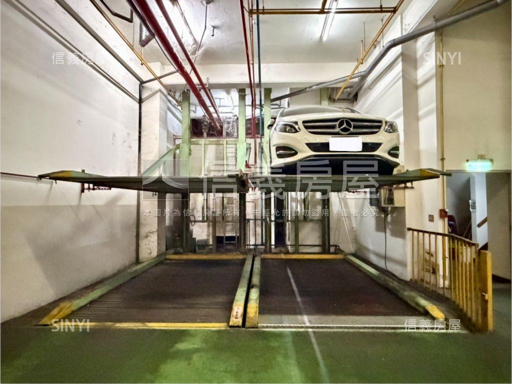 親愛龍邦大套房附車位房屋室內格局與周邊環境