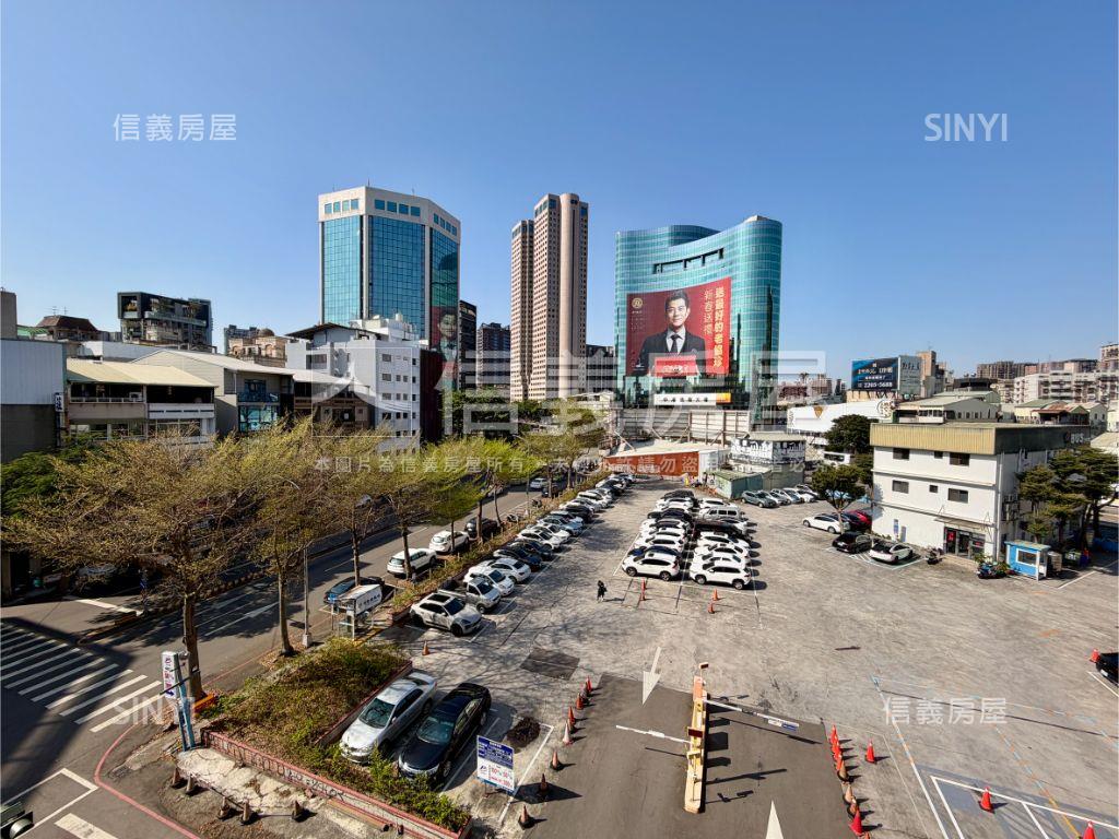 親愛龍邦大套房附車位房屋室內格局與周邊環境