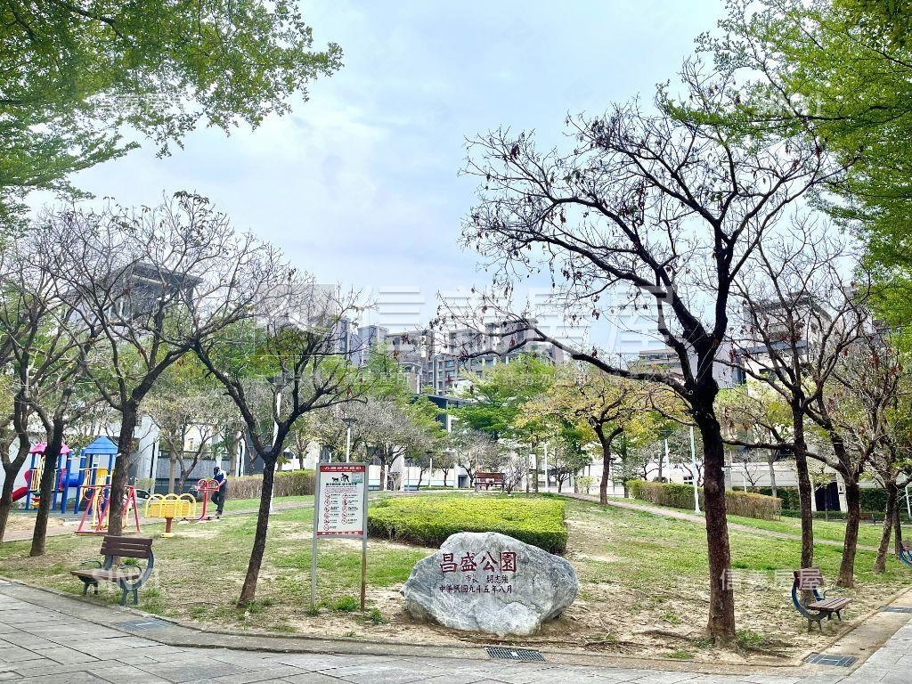 惠宇原山三房平車房屋室內格局與周邊環境