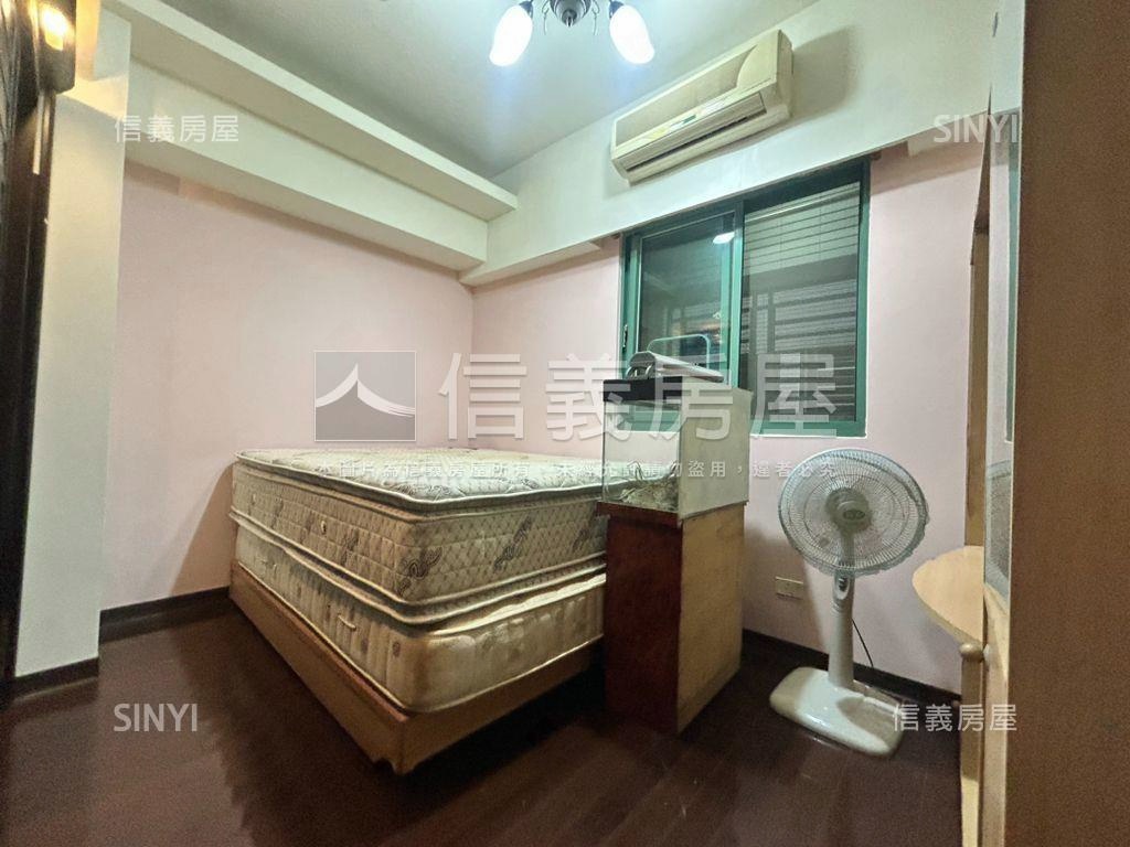 近迴龍捷運站四房車位房屋室內格局與周邊環境