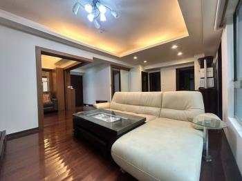 近迴龍捷運站四房車位