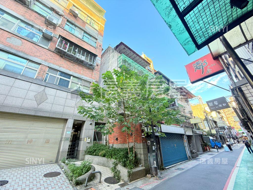 中山站商用公寓單價５字頭房屋室內格局與周邊環境