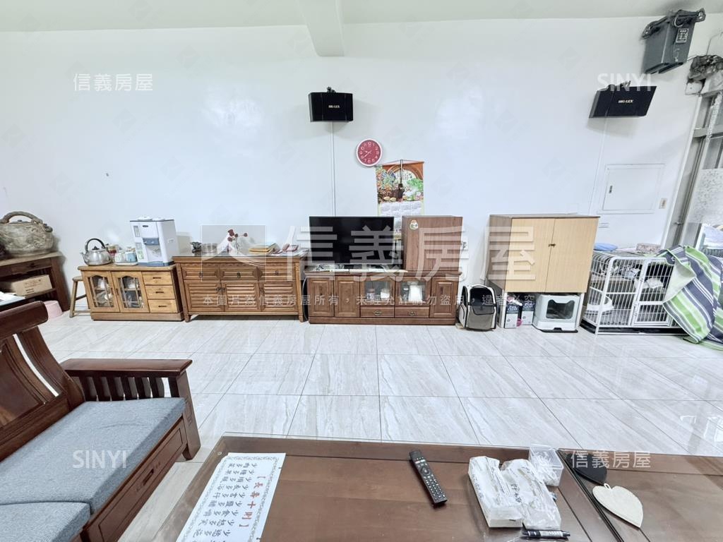 店長推薦整棟拉皮質感透天房屋室內格局與周邊環境