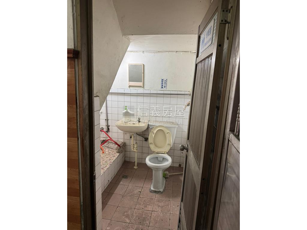 水湳西屯正中清路透店房屋室內格局與周邊環境