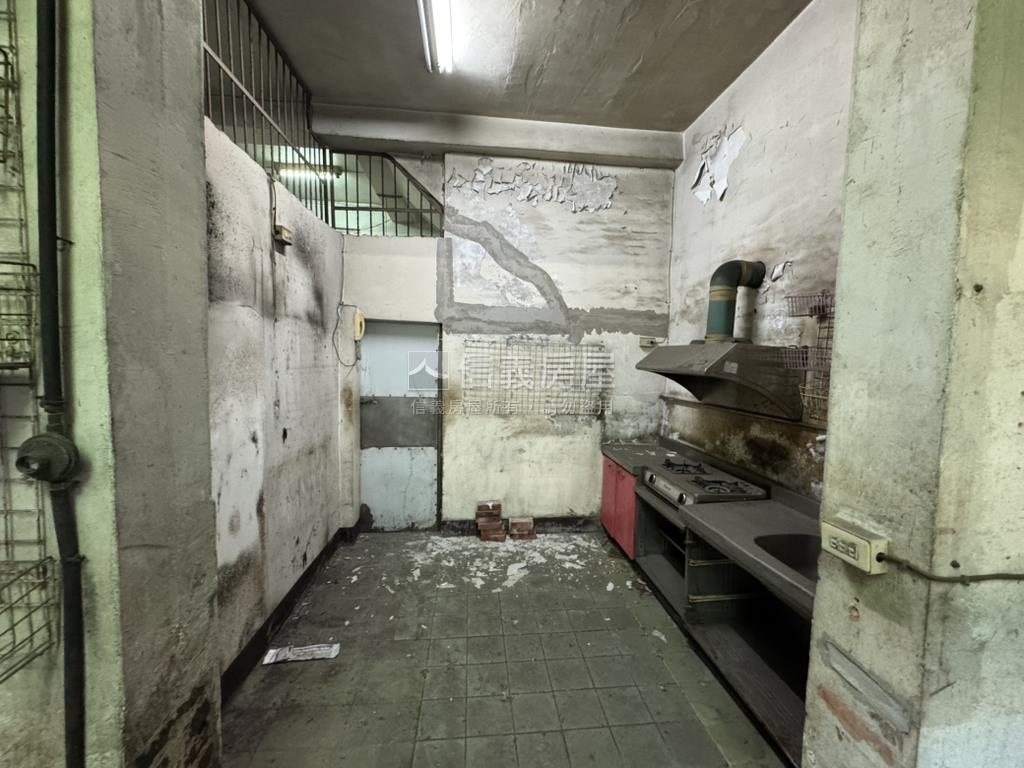 水湳西屯正中清路透店房屋室內格局與周邊環境