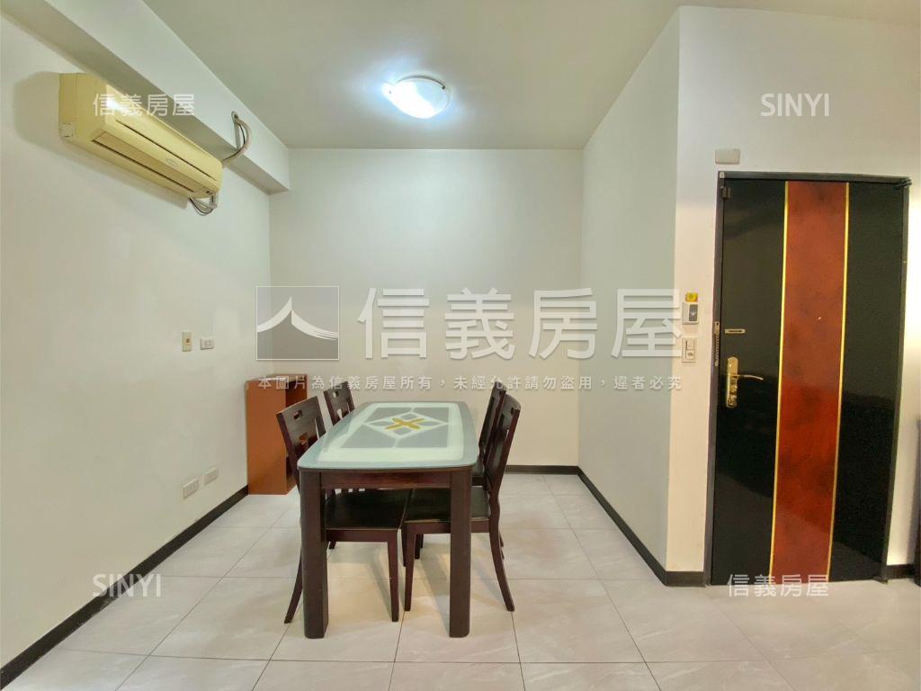 新貴特區高樓兩房平面車位房屋室內格局與周邊環境