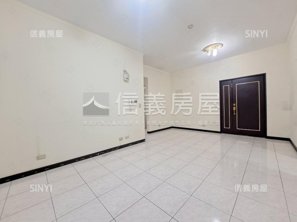 國泰建設兩房車位稀有釋出房屋室內格局與周邊環境