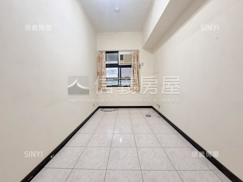 國泰建設兩房車位稀有釋出房屋室內格局與周邊環境