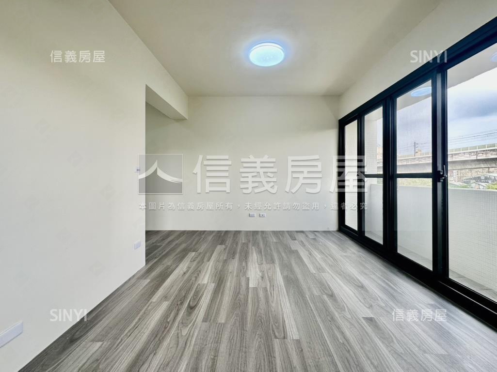近台中車站大空間美屋房屋室內格局與周邊環境