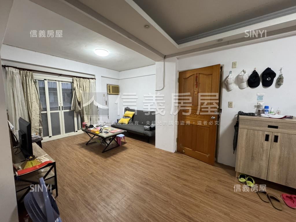 自強二樓免整理美寓房屋室內格局與周邊環境