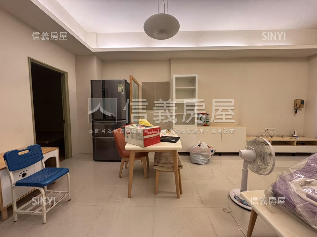 桃園新城稀有１樓３房車位房屋室內格局與周邊環境