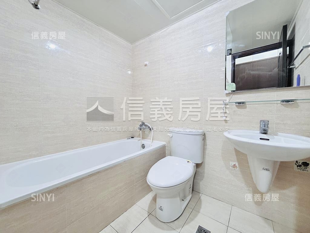 閱讀。萊茵房屋室內格局與周邊環境