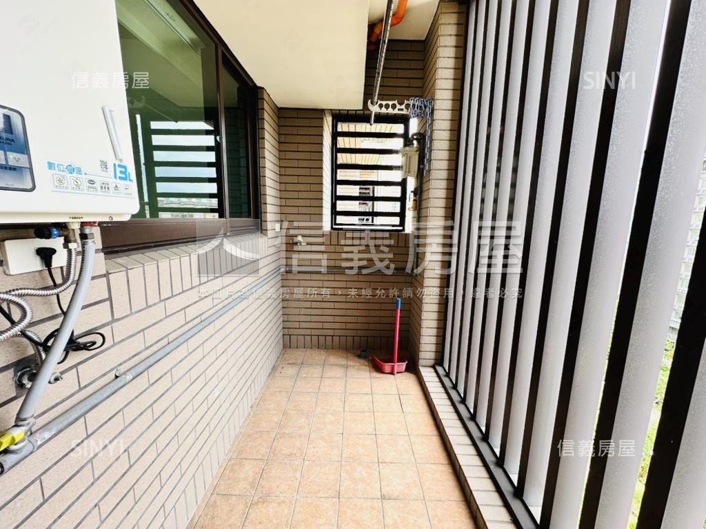 閱讀。萊茵房屋室內格局與周邊環境