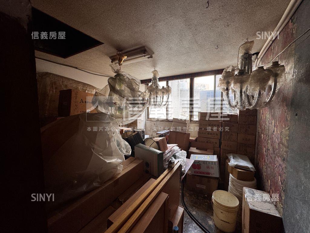 近民族車站辦公室房屋室內格局與周邊環境