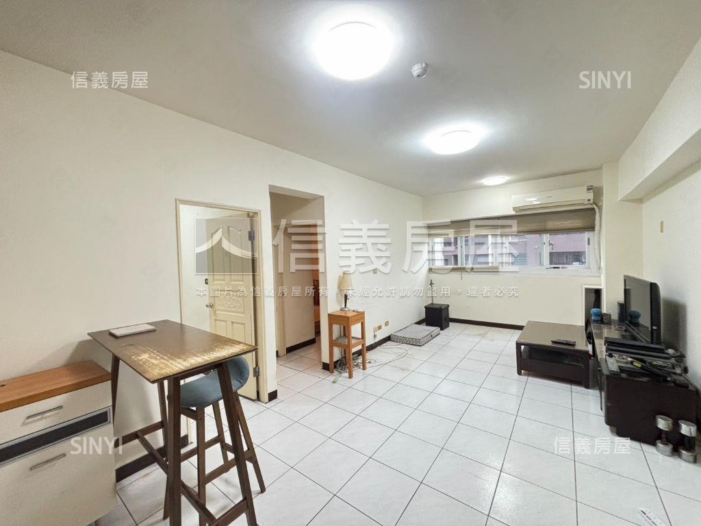 近內科稀有電梯兩房車位房屋室內格局與周邊環境