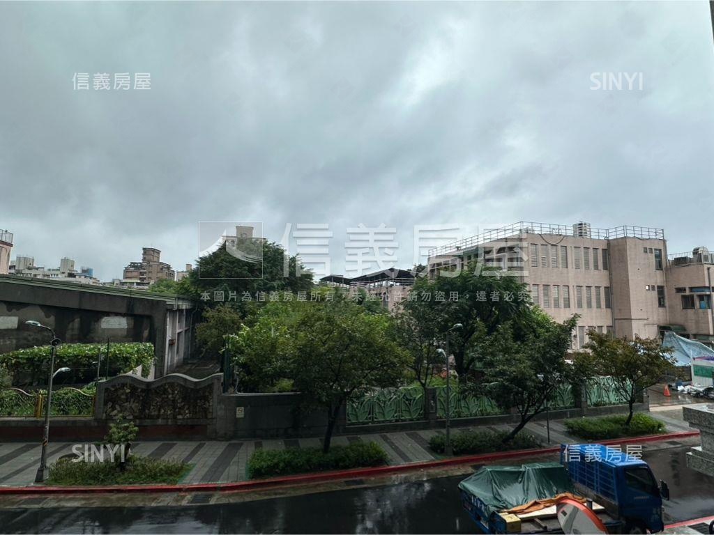 城閱面樹海美景兩房房屋室內格局與周邊環境