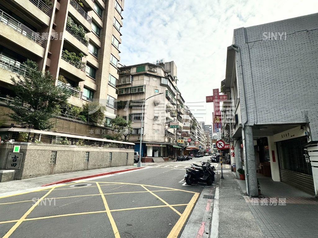 民生賓儷休旅車位房屋室內格局與周邊環境