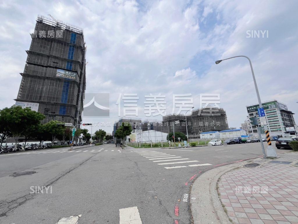 水湳雍悅一方Ｃ１棟１７樓房屋室內格局與周邊環境