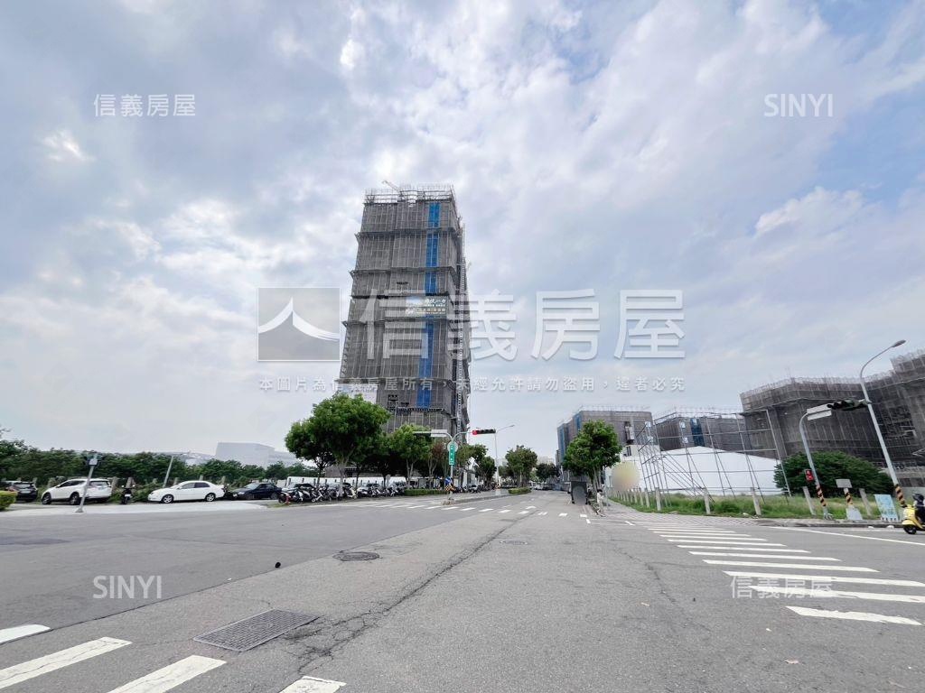 水湳雍悅一方Ｃ１棟１７樓房屋室內格局與周邊環境