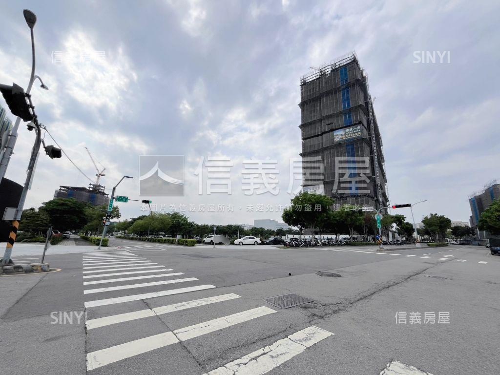 水湳雍悅一方Ｃ１棟１７樓房屋室內格局與周邊環境