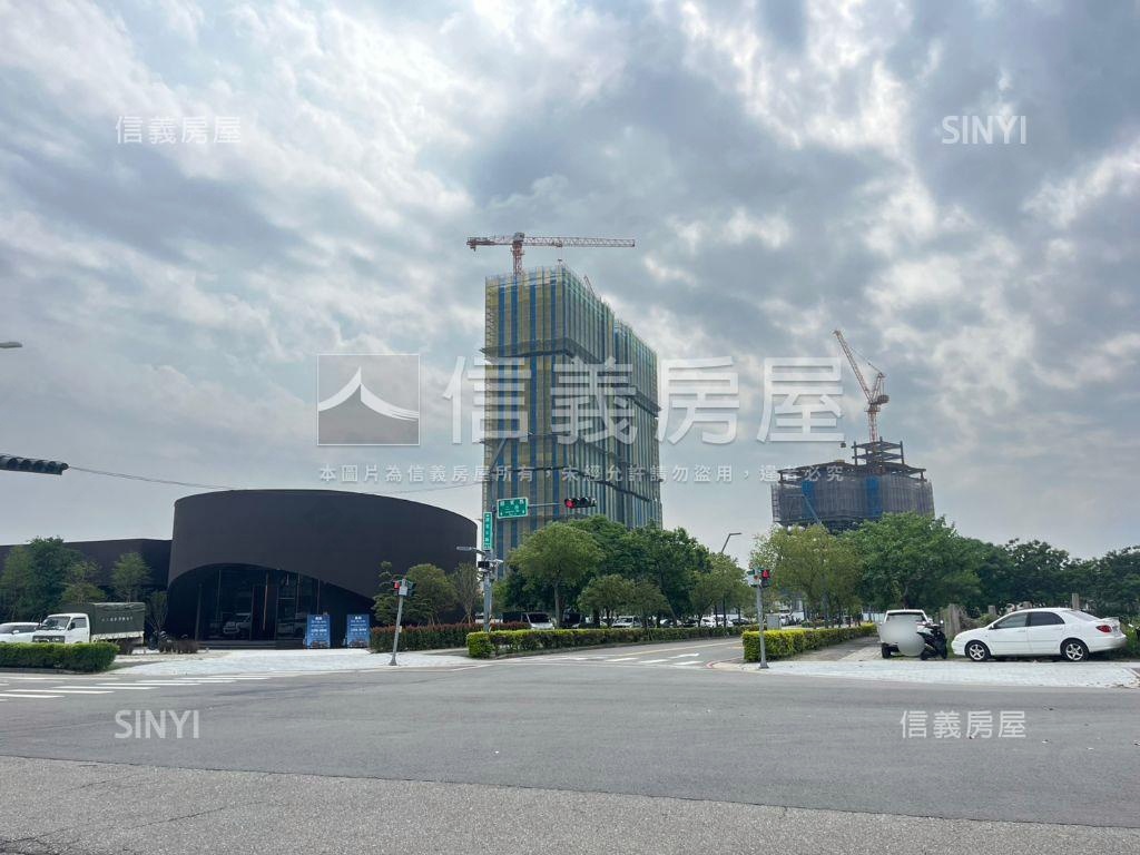 水湳雍悅一方Ｃ１棟１７樓房屋室內格局與周邊環境