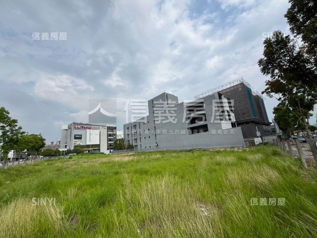 水湳雍悅一方Ｃ１棟１７樓房屋室內格局與周邊環境