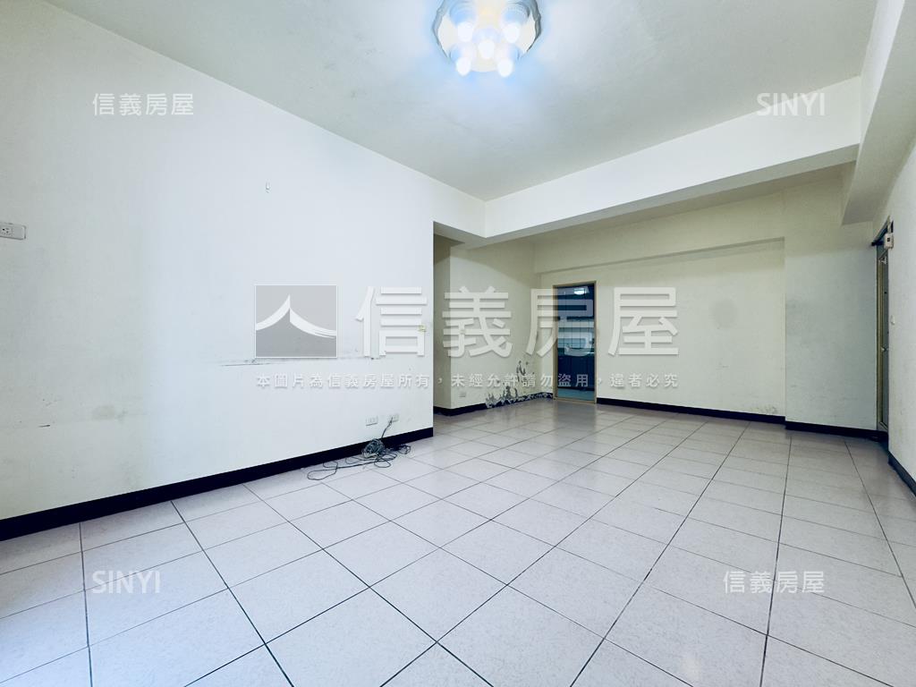 三民捷運民權巨星三房房屋室內格局與周邊環境