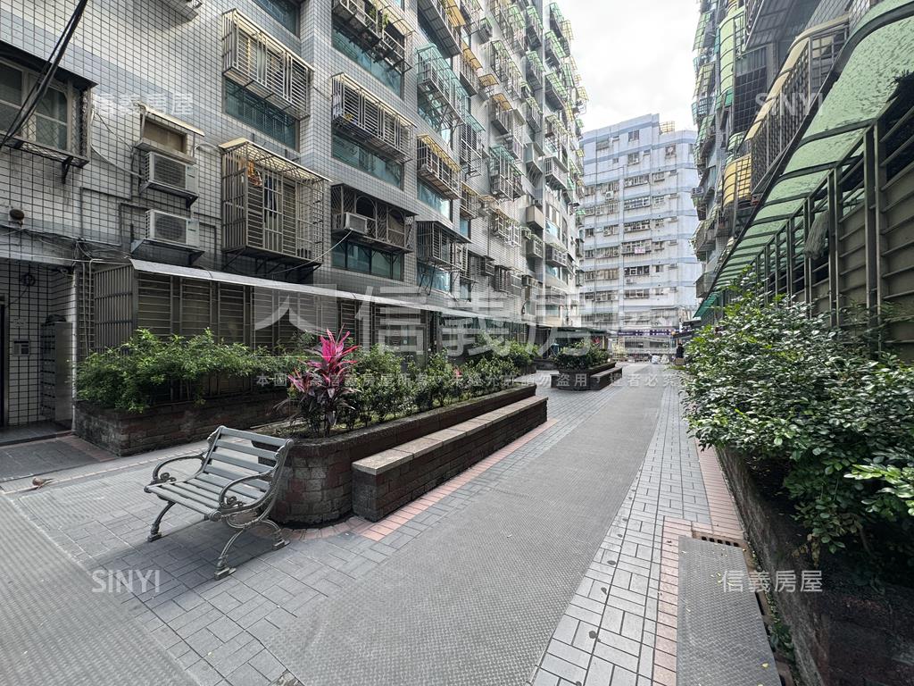 三民捷運民權巨星三房房屋室內格局與周邊環境