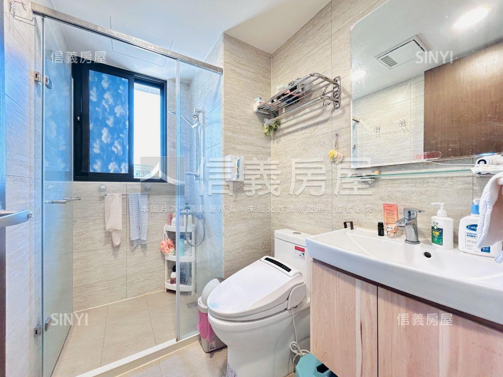 近青埔露臺兩房車位房屋室內格局與周邊環境