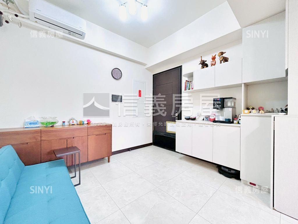 近青埔露臺兩房車位房屋室內格局與周邊環境