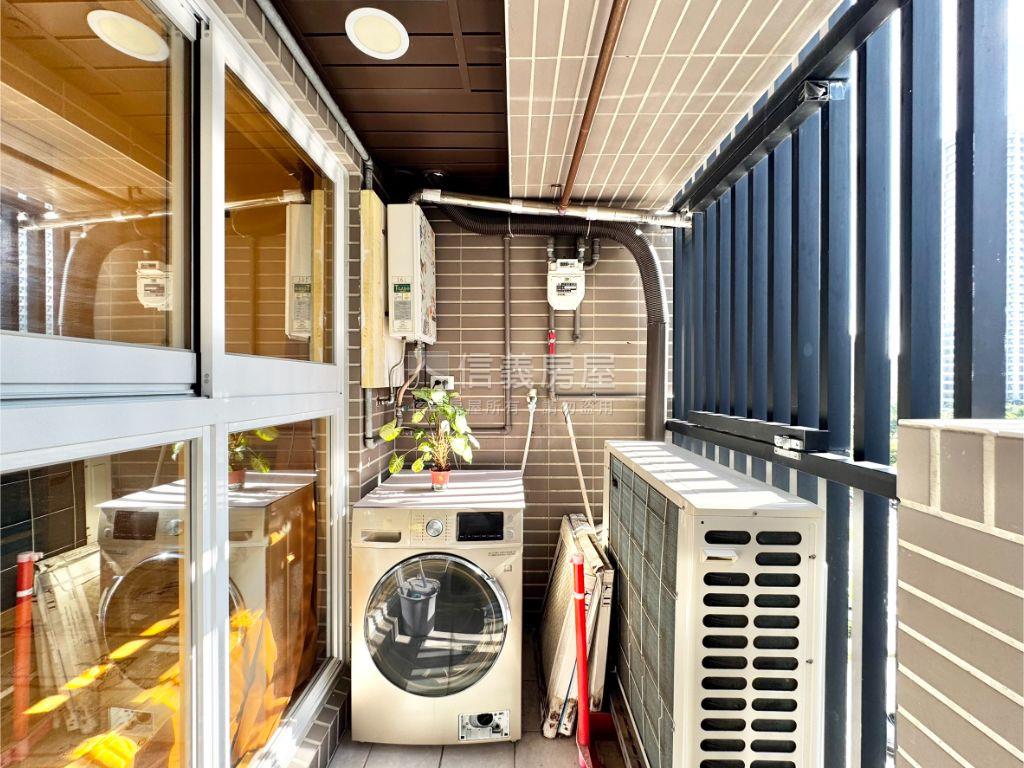 ★昌平國小邊間平面車位房屋室內格局與周邊環境