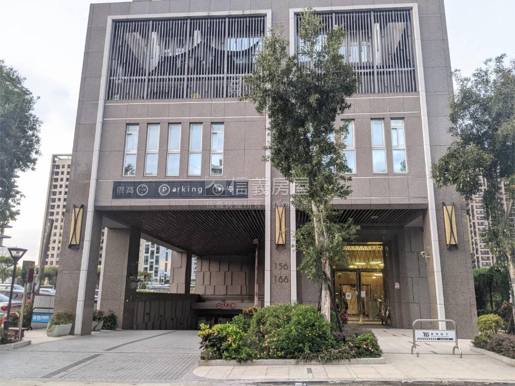 ★昌平國小邊間平面車位房屋室內格局與周邊環境