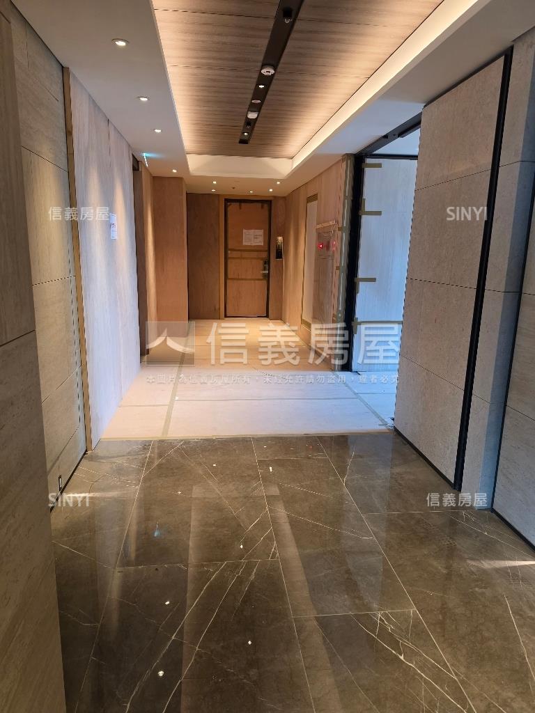 華固上文林／帝景次頂樓房屋室內格局與周邊環境