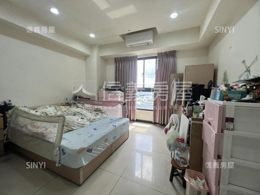 鉑金苑高樓層稀有釋出房屋室內格局與周邊環境
