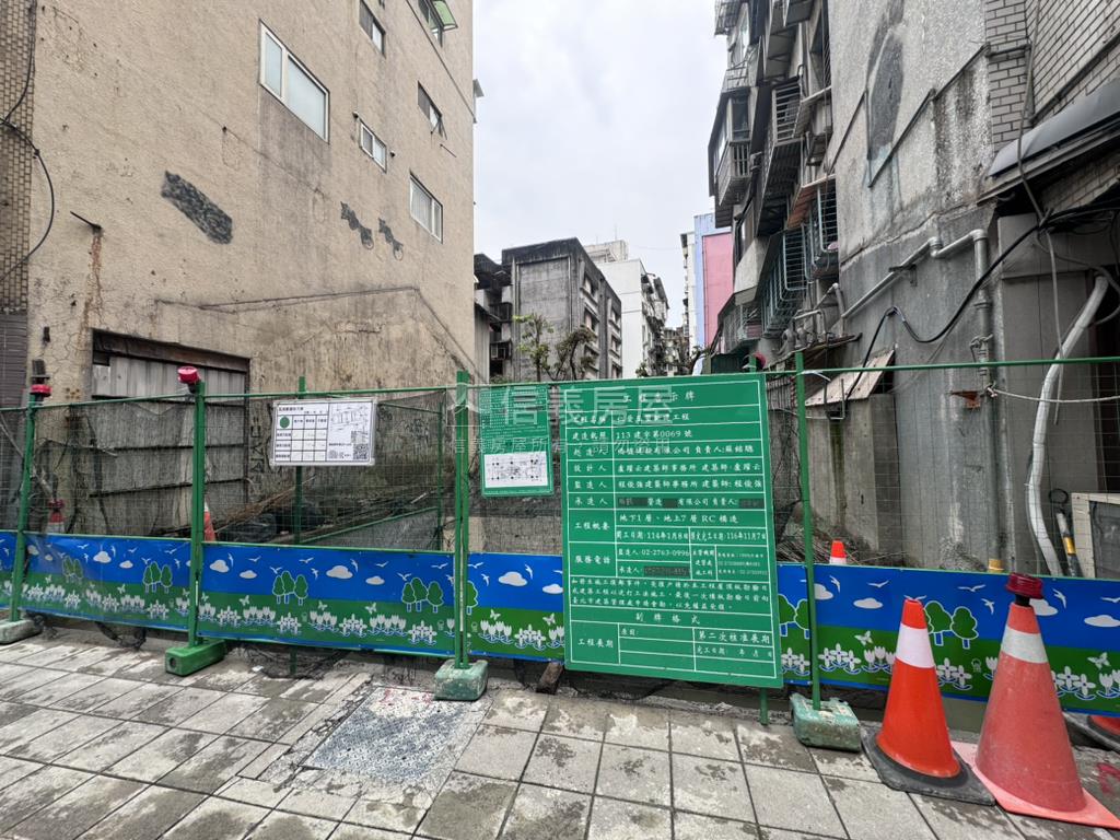 預售仁愛玉璽次高樓Ａ戶房屋室內格局與周邊環境