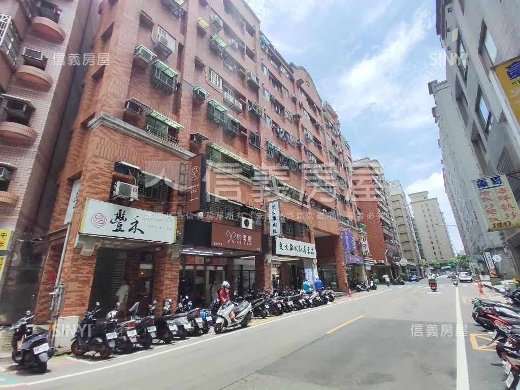 近未來Ｇ１１中國龍２房房屋室內格局與周邊環境