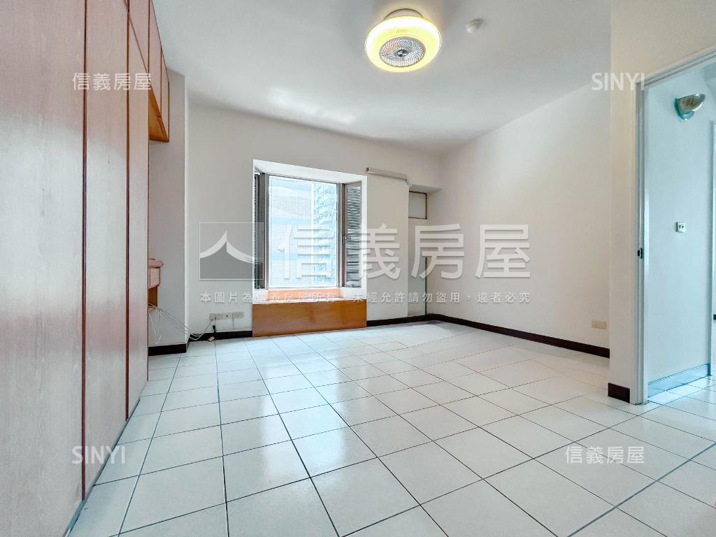 觀風雲起景觀四房平車房屋室內格局與周邊環境