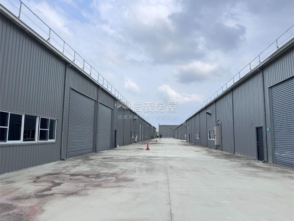 台南新營５４１０坪廠房房屋室內格局與周邊環境