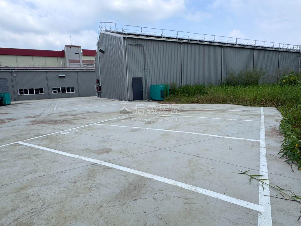 台南新營５４１０坪廠房房屋室內格局與周邊環境