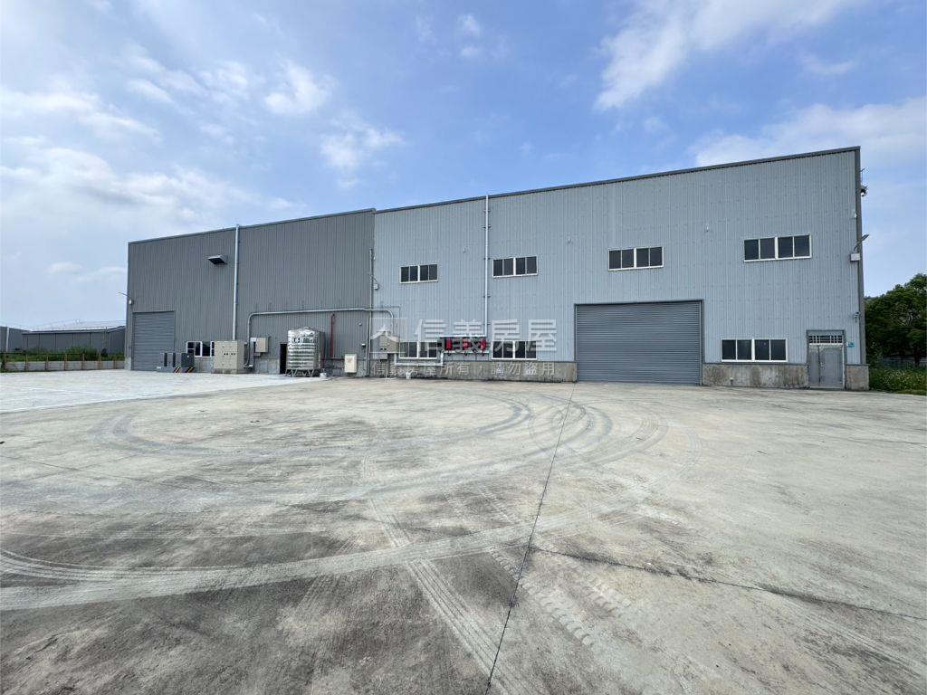 台南新營５４１０坪廠房房屋室內格局與周邊環境