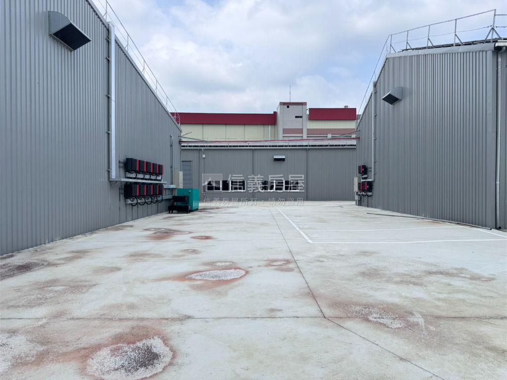 台南新營５４１０坪廠房房屋室內格局與周邊環境