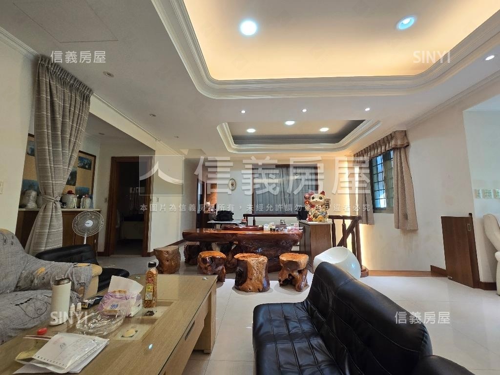 世紀凱旋尊爵大戶房屋室內格局與周邊環境