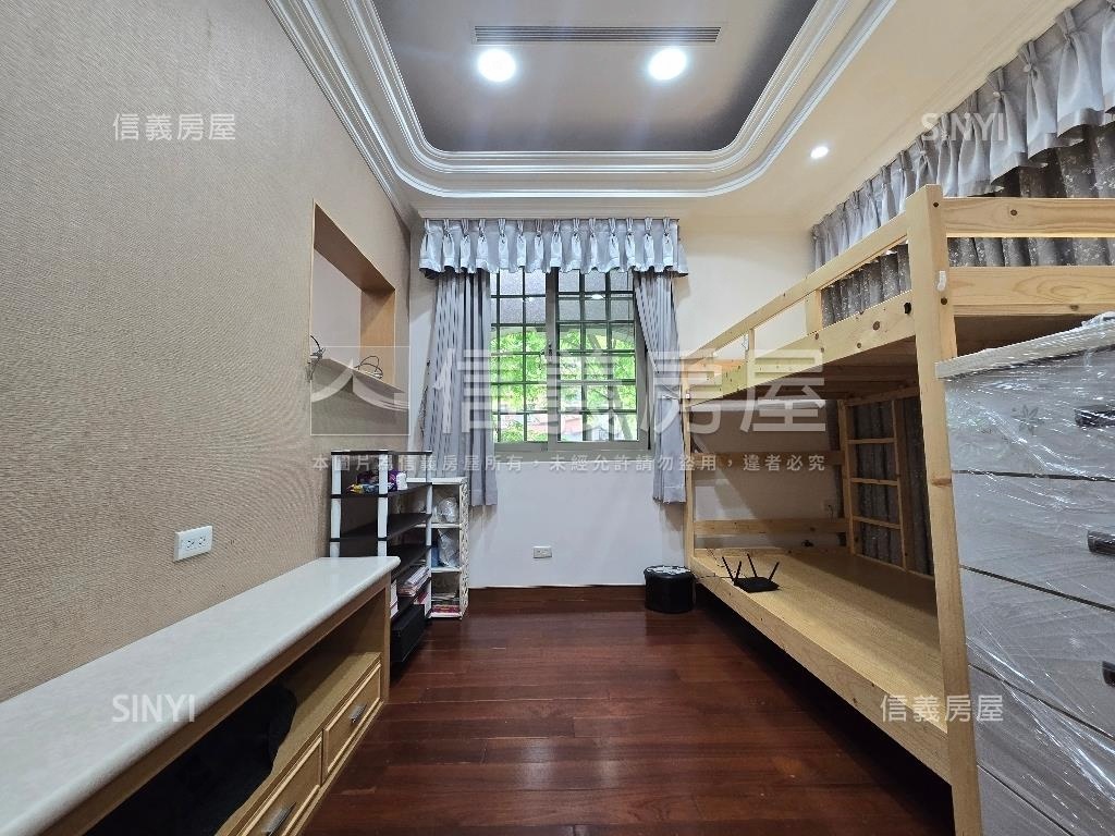 世紀凱旋尊爵大戶房屋室內格局與周邊環境