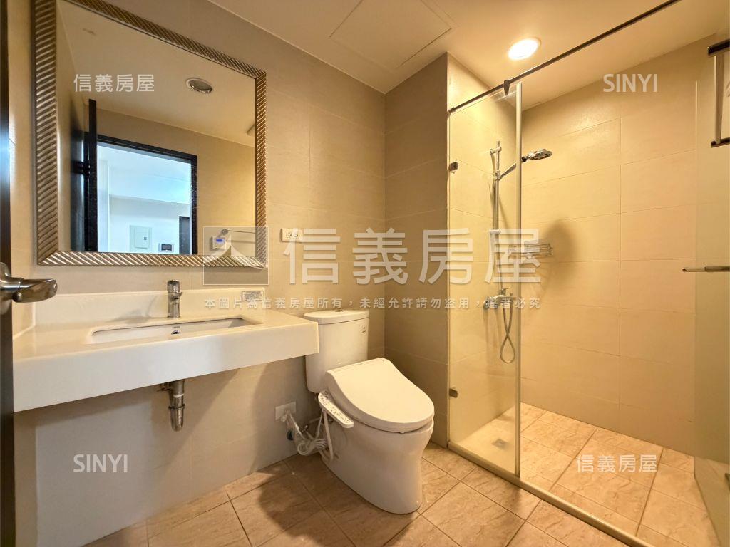 上南崁人文秀樹兩房車位房屋室內格局與周邊環境